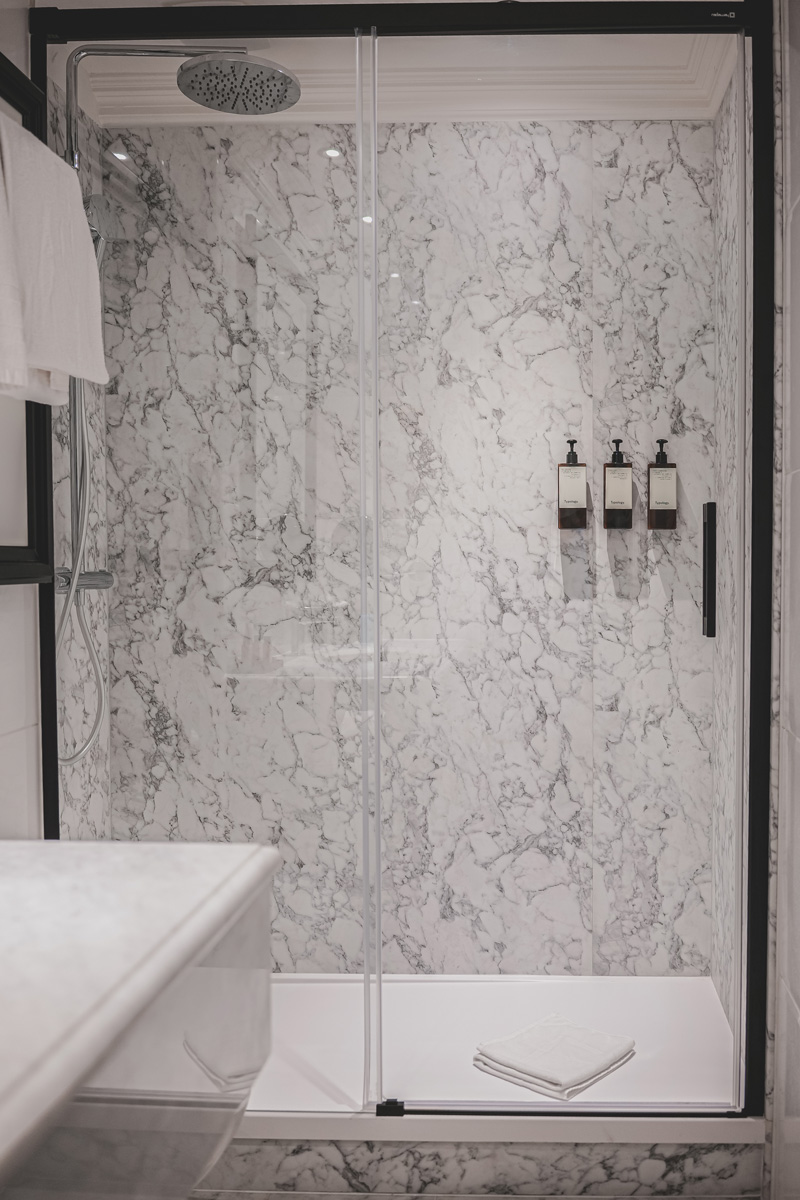 evaluation-projet-renovation-salle-de-bain-chambre-hotel-paris-rebranding-groupeameo
